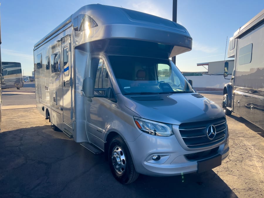 2026 Winnebago VIEW