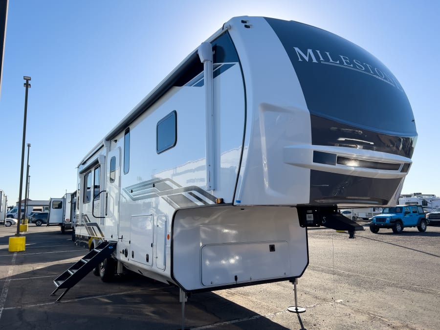 2026 Jayco MILESTONE