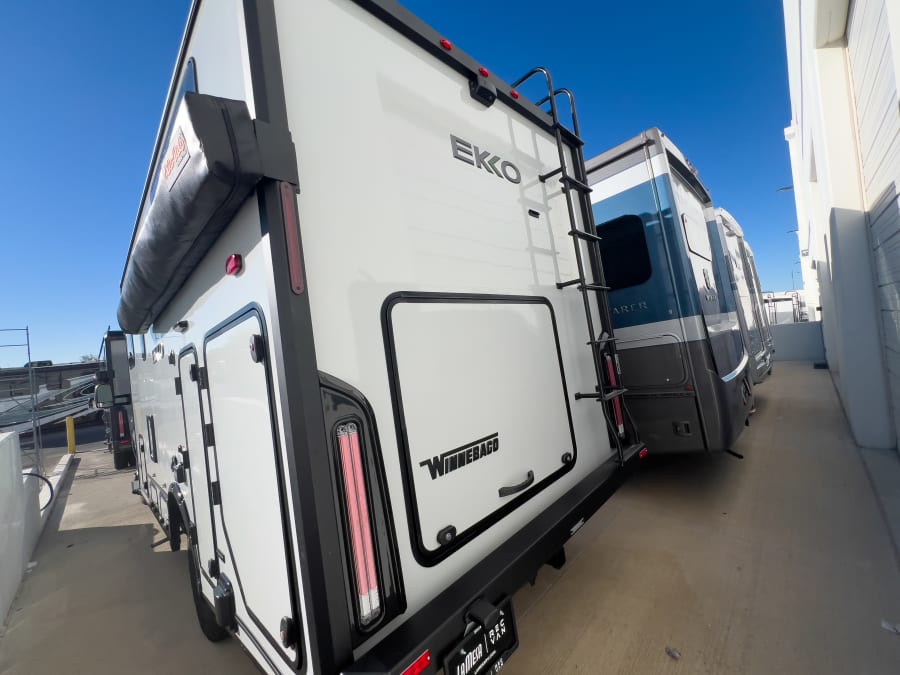 2026 Winnebago EKKO — photo 30 view