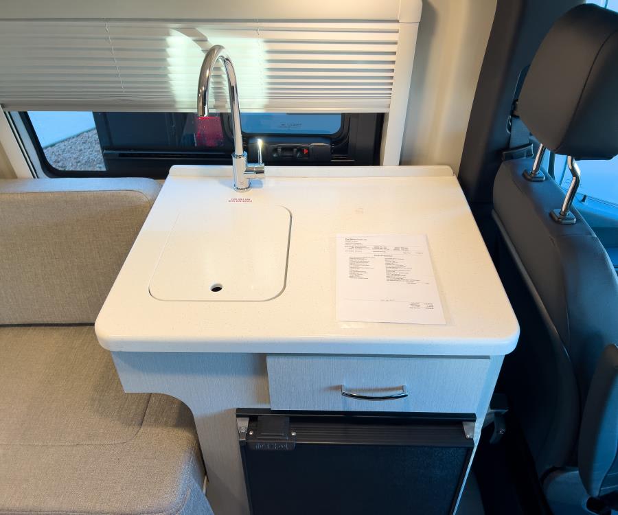 2026 Thor Motor Coach SANCTUARY — photo 8 view