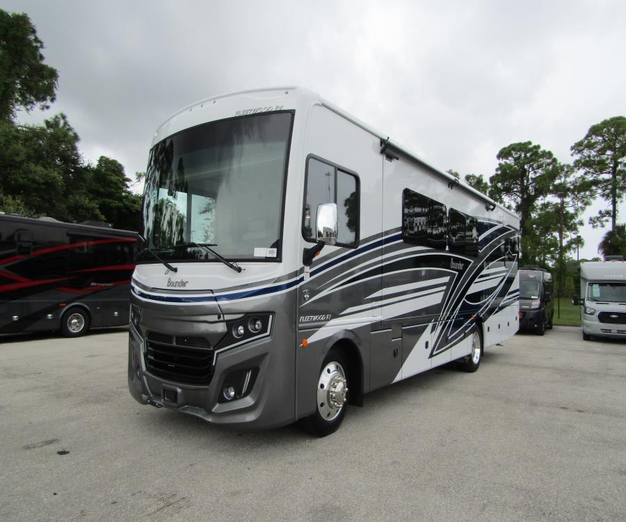 2026 Fleetwood BOUNDER — photo 38 view
