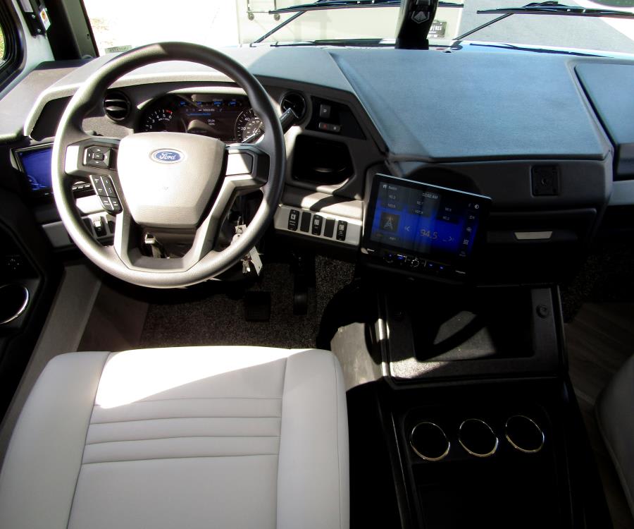 2026 Fleetwood FORTIS — side profile view