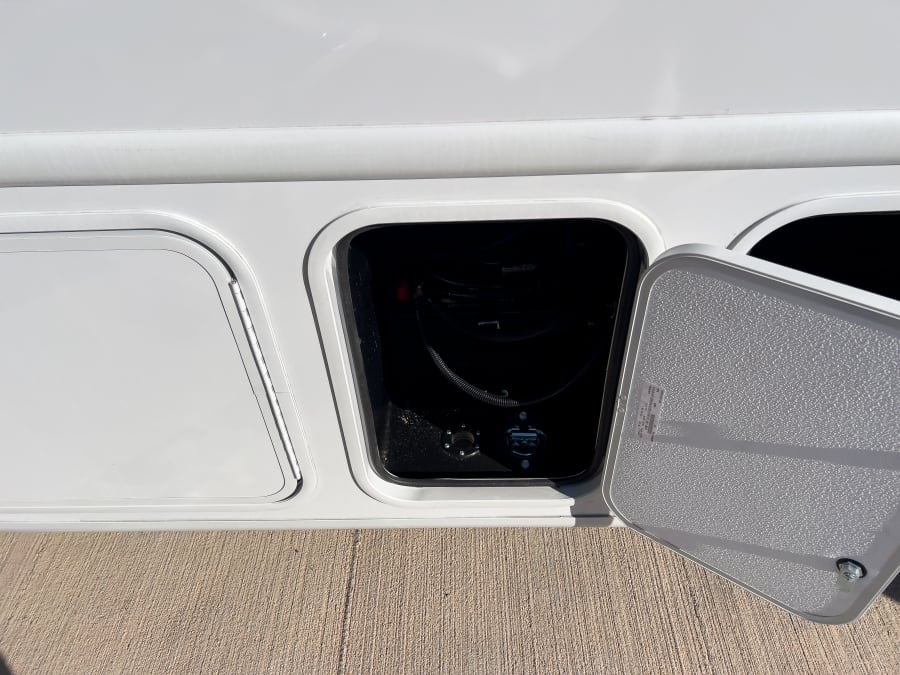 2026 Thor Motor Coach ACE — photo 23 view