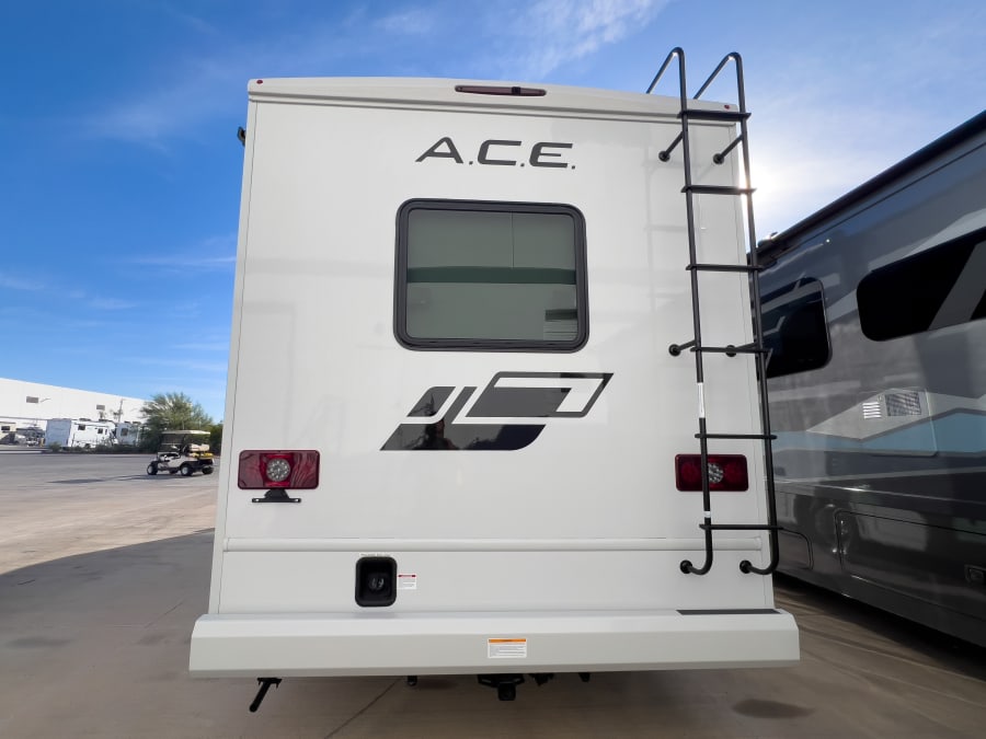 2026 Thor Motor Coach ACE — photo 36 view