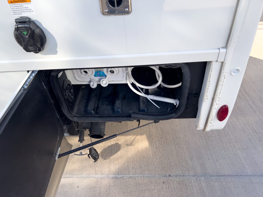 2026 Thor Motor Coach DELANO — photo 26 view