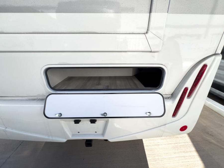 2026 Thor Motor Coach DELANO — photo 31 view