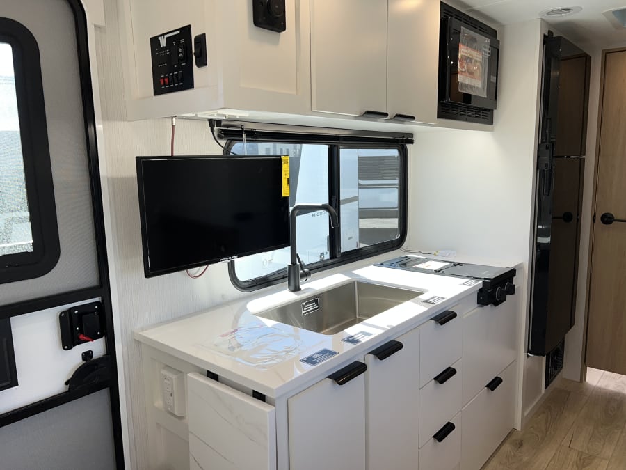 2026 Winnebago Towables MICRO MINNIE-TT — photo 12 view