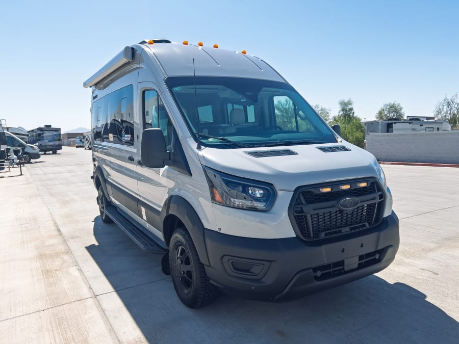 2027 Thor Motor Coach TALAVERA
