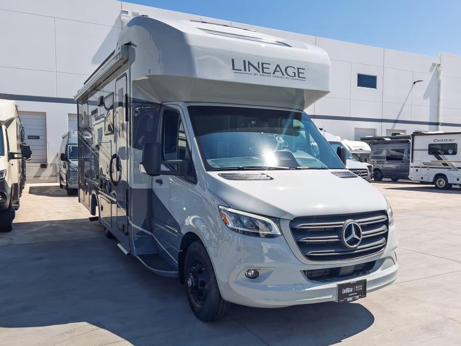 2027 Grand Design LINEAGE SERIES M