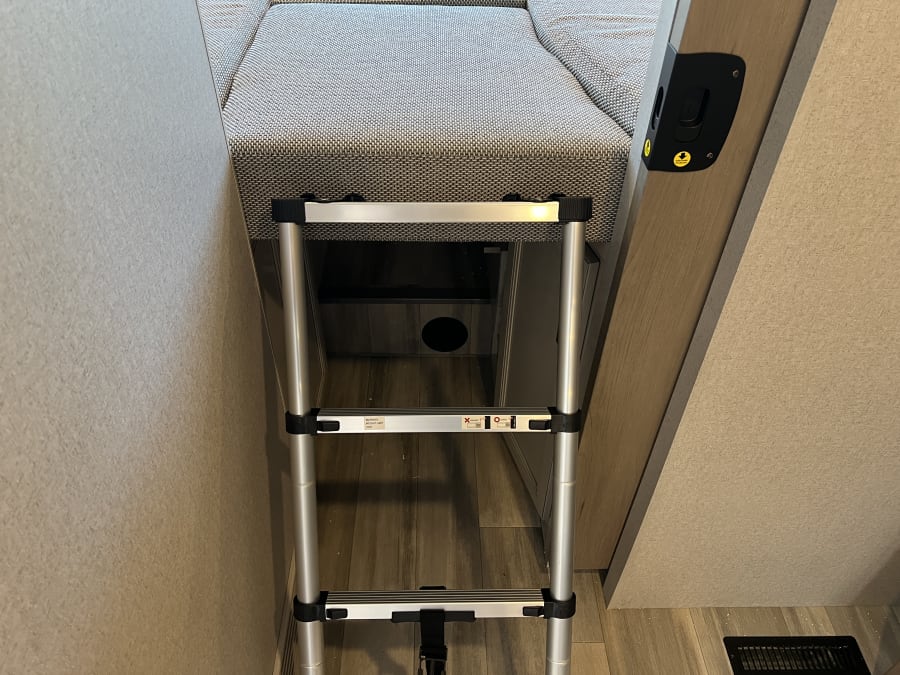 2027 Thor Motor Coach OMNI TRAIL — photo 23 view