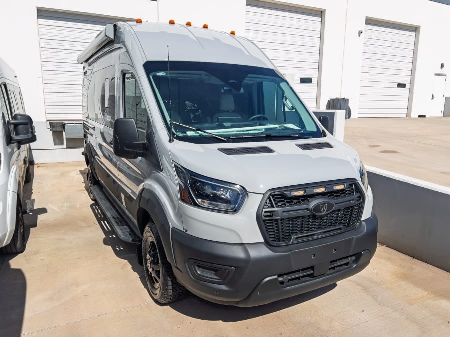 2027 Thor Motor Coach TALAVERA