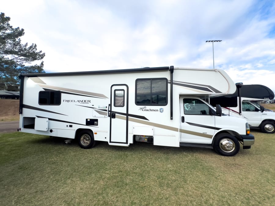 2025 Coachmen FREELANDER — photo 21 view