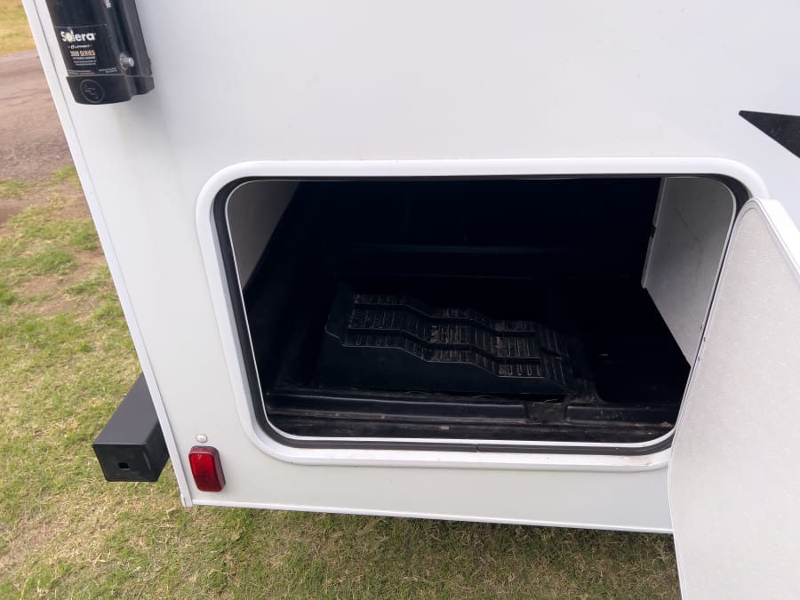 2025 Coachmen FREELANDER — photo 22 view
