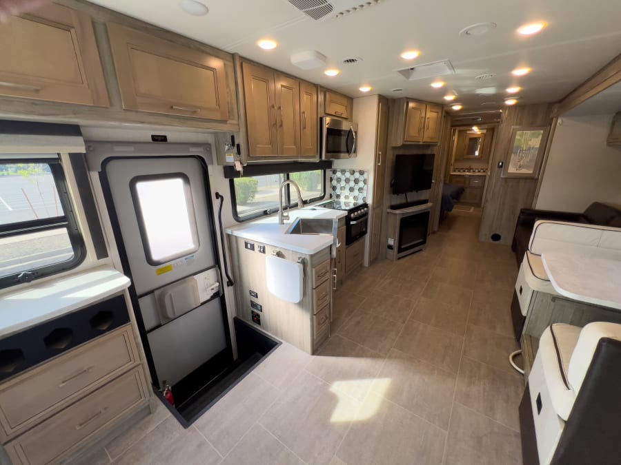 2021 Coachmen SPORTSCOACH — photo 8 view