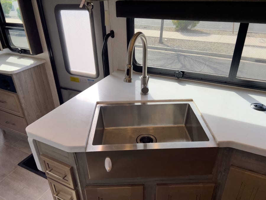 2021 Coachmen SPORTSCOACH — photo 10 view