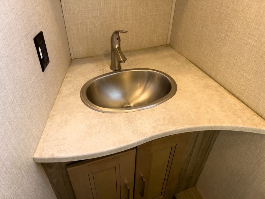 2021 Coachmen SPORTSCOACH — photo 13 view