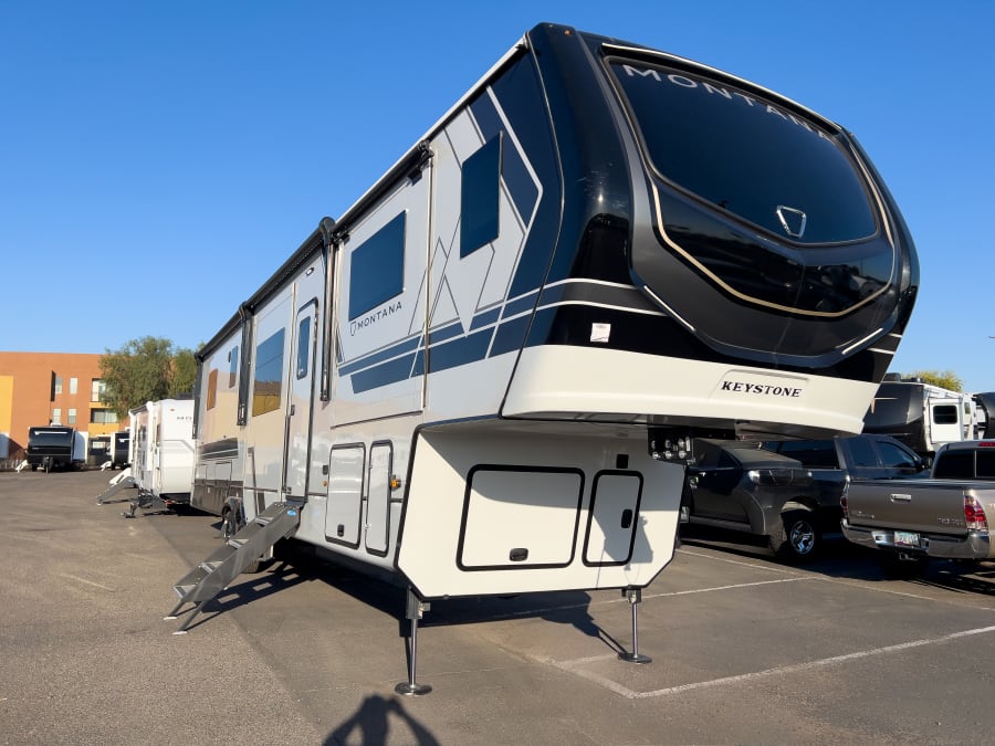 2026 Keystone MONTANA
