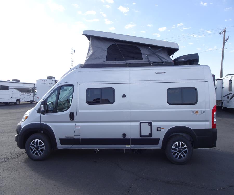 2025 Winnebago SOLIS — photo 21 view