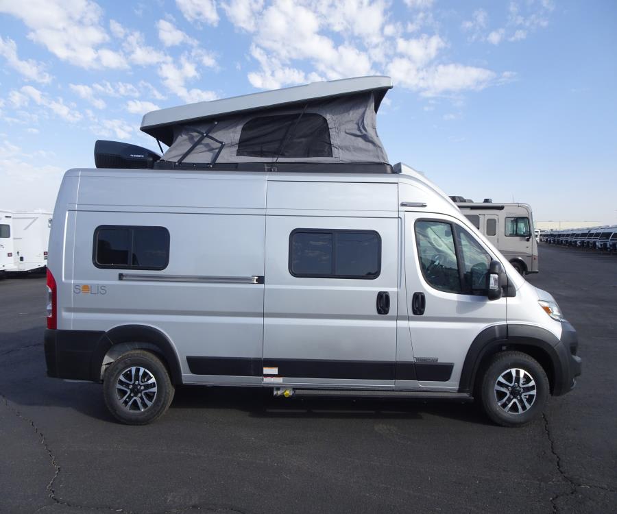 2025 Winnebago SOLIS — photo 23 view