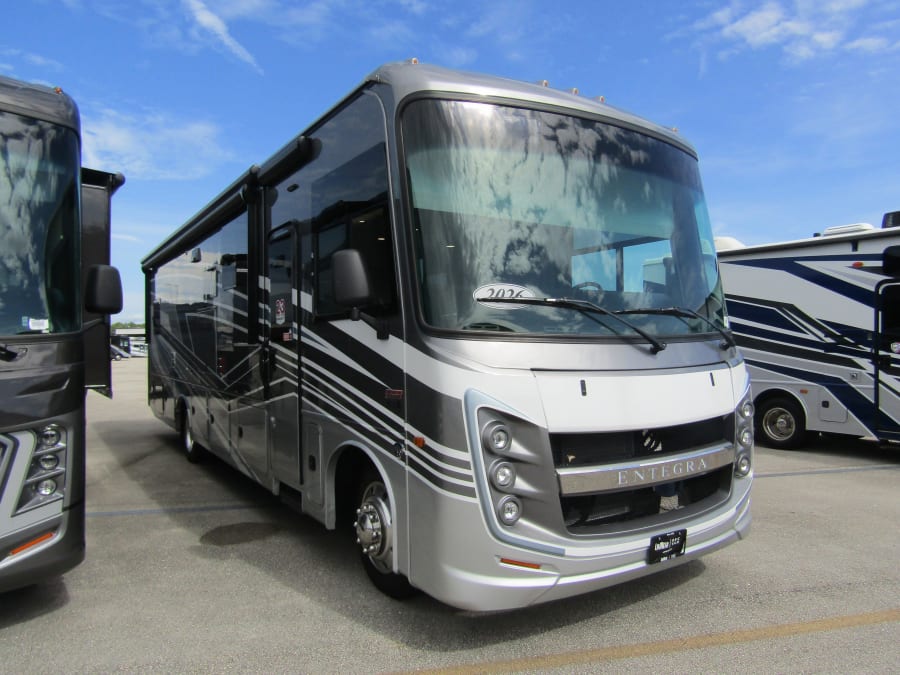2026 Entegra VISION XL