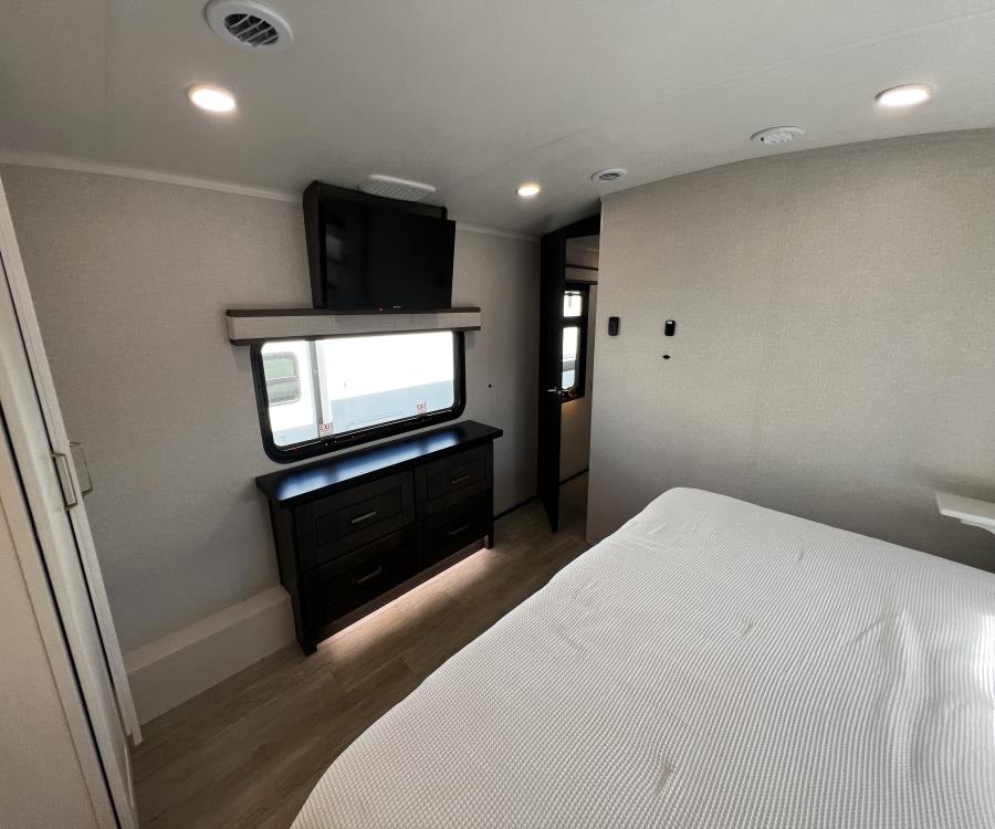 2026 Jayco BIGHORN — photo 24 view
