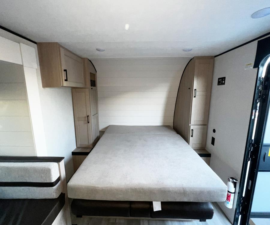 2026 Jayco PROWLER — photo 16 view