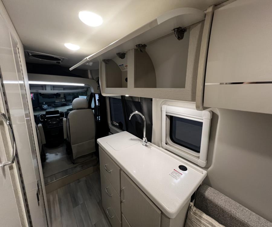 2026 Thor Motor Coach TELLARO — photo 12 view