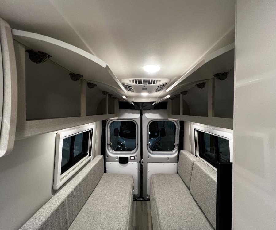 2026 Thor Motor Coach TELLARO — photo 16 view