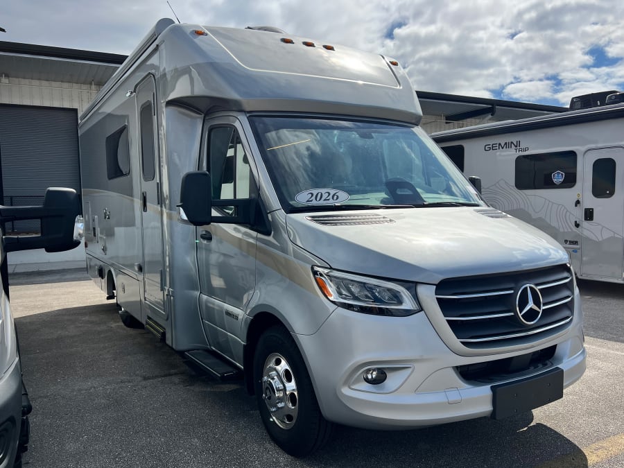 2026 Winnebago VIEW