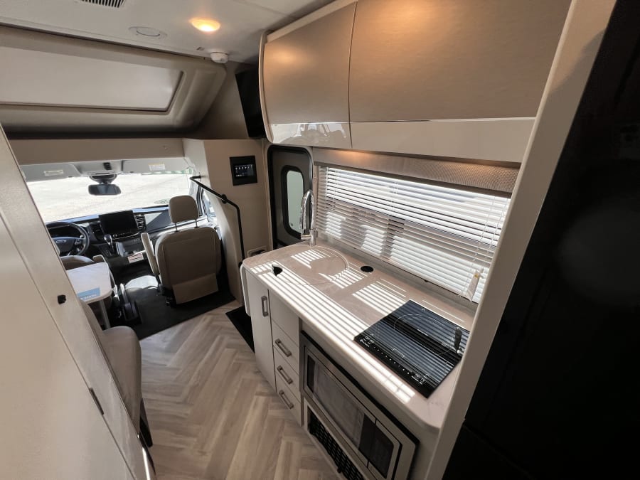 2026 Thor Motor Coach GEMINI TRIP — photo 12 view