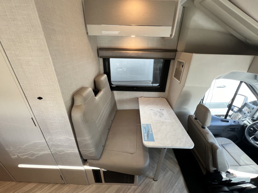 2026 Thor Motor Coach GEMINI TRIP — photo 14 view