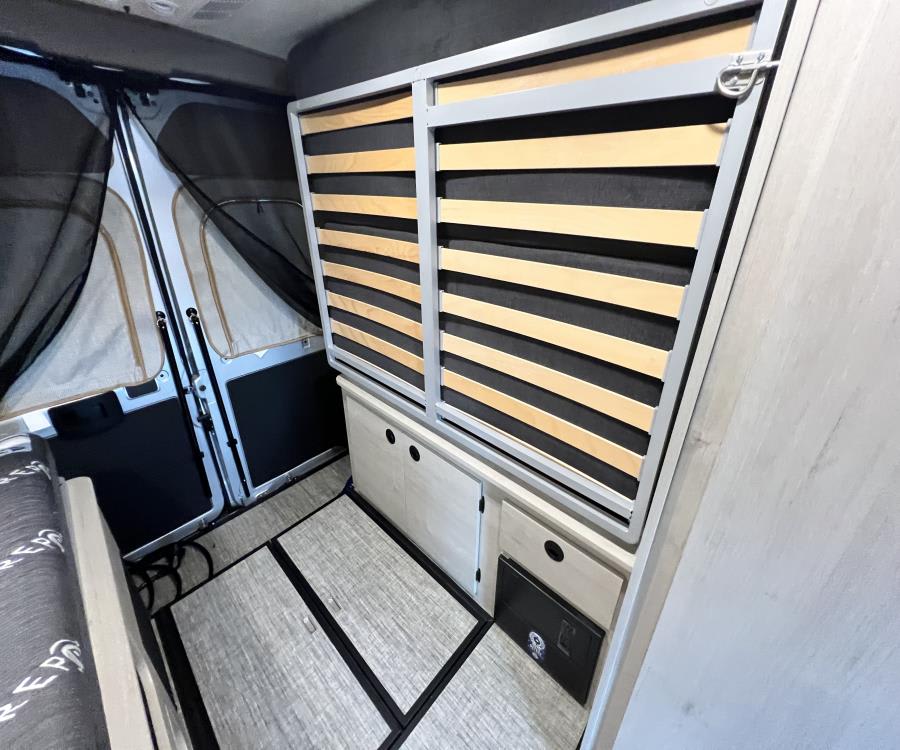 2026 Winnebago SOLIS — photo 18 view