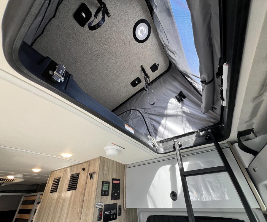 2026 Winnebago SOLIS — photo 27 view