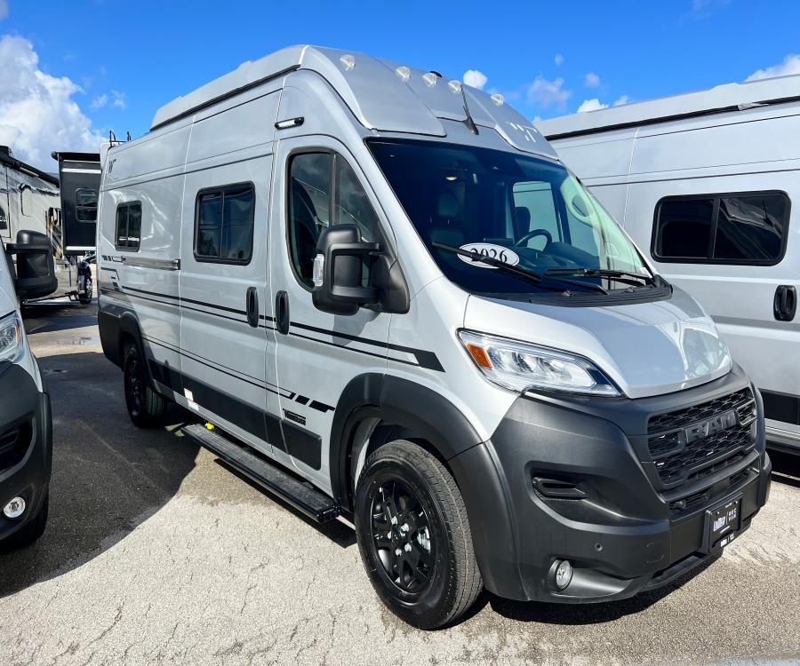 2026 Winnebago SOLIS — photo 29 view