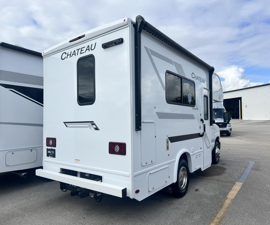 2026 Thor Motor Coach CHATEAU — photo 23 view