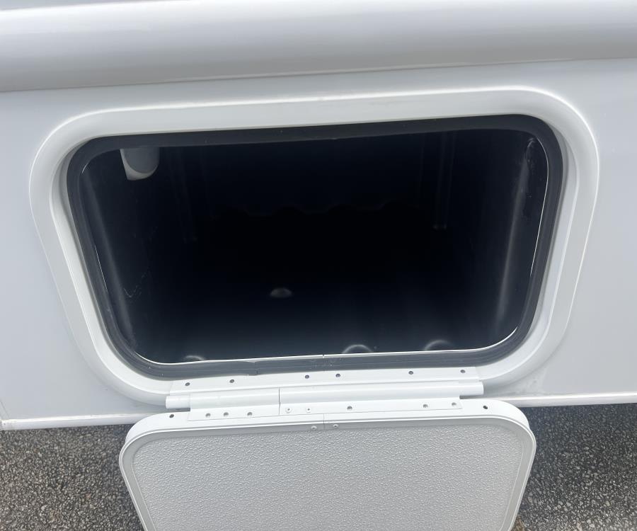 2026 Thor Motor Coach CHATEAU — photo 27 view