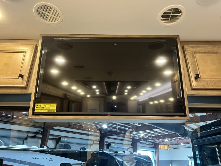 2026 Tiffin PHAETON — interior view
