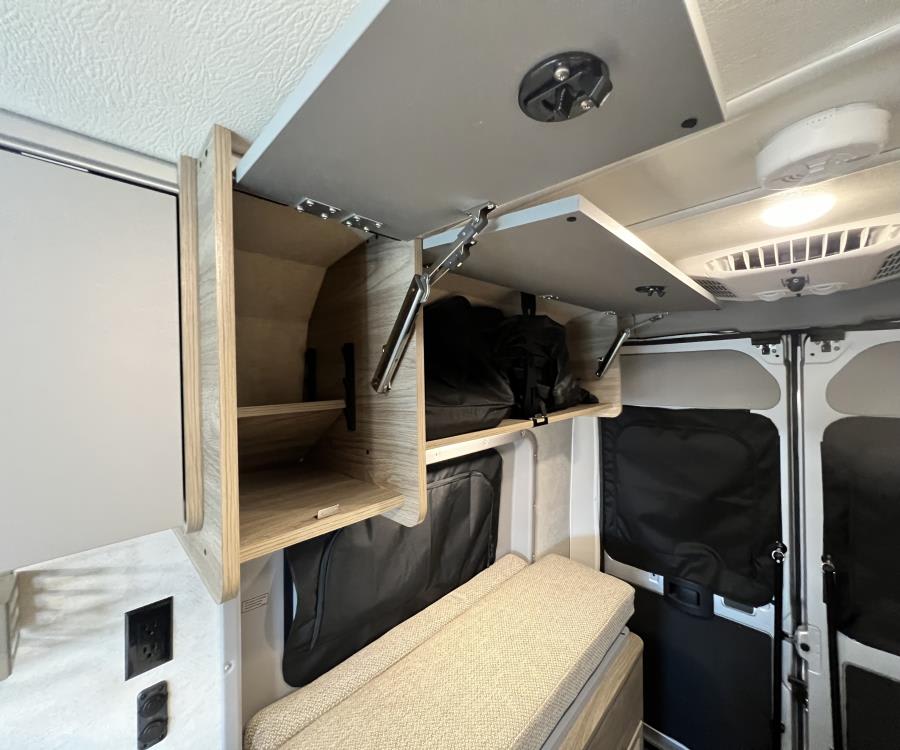 2026 Winnebago SOLIS — photo 11 view