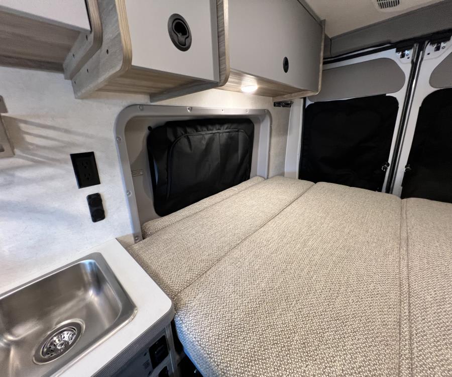 2026 Winnebago SOLIS — photo 22 view