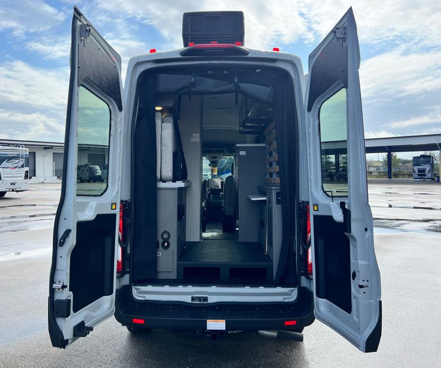 2026 Thor Motor Coach TALAVERA — side profile view