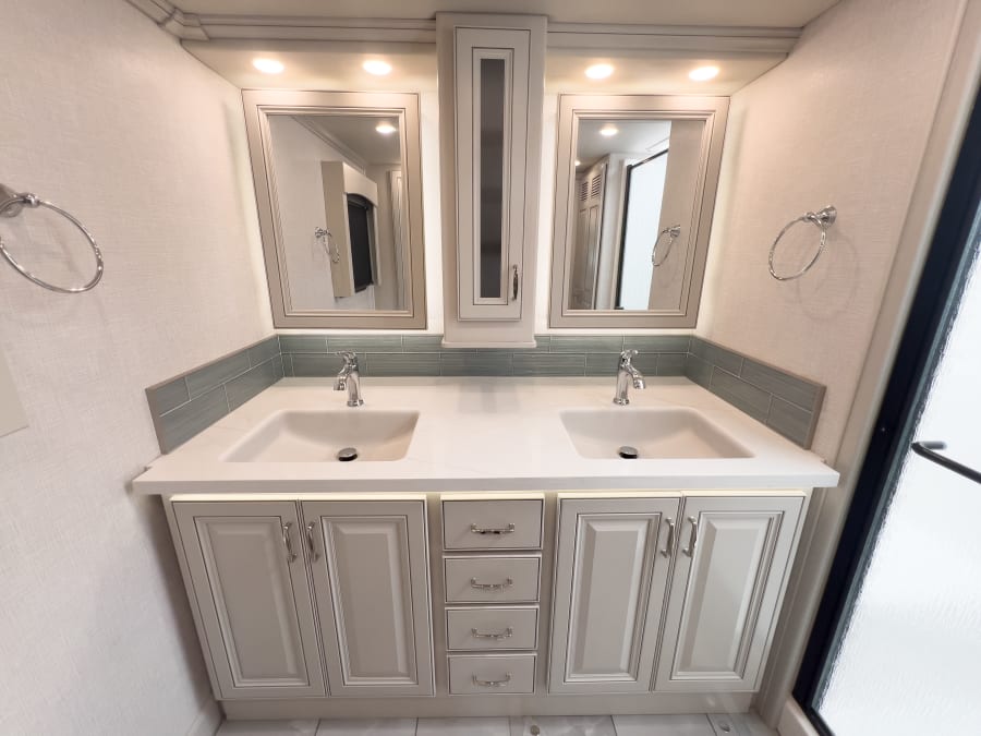 2026 Fleetwood DISCOVERY — photo 22 view