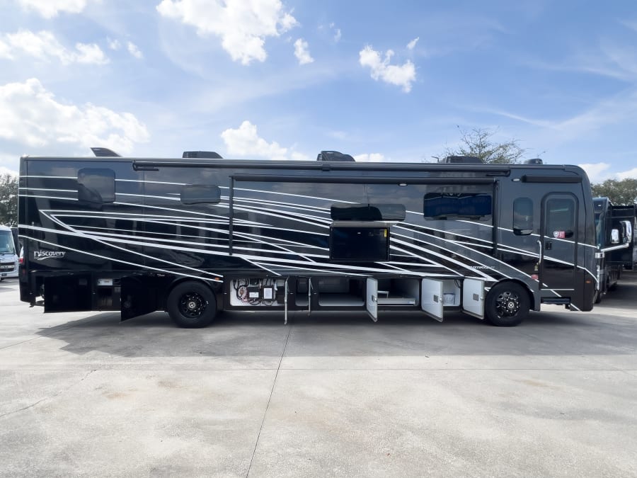 2026 Fleetwood DISCOVERY — photo 30 view