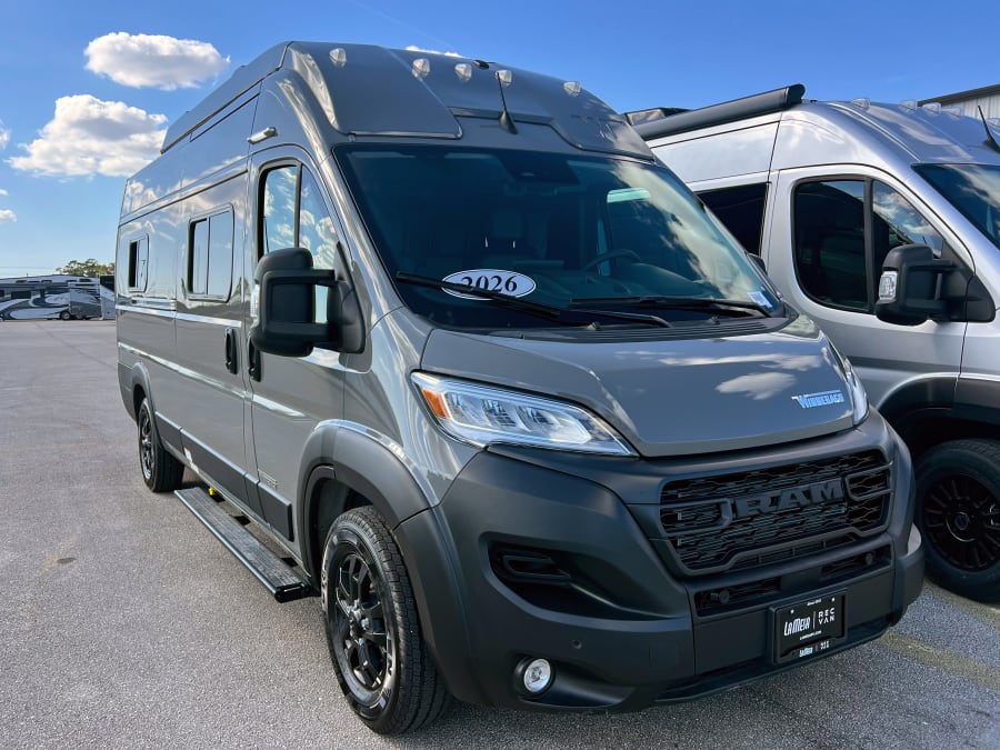 2026 Winnebago SOLIS