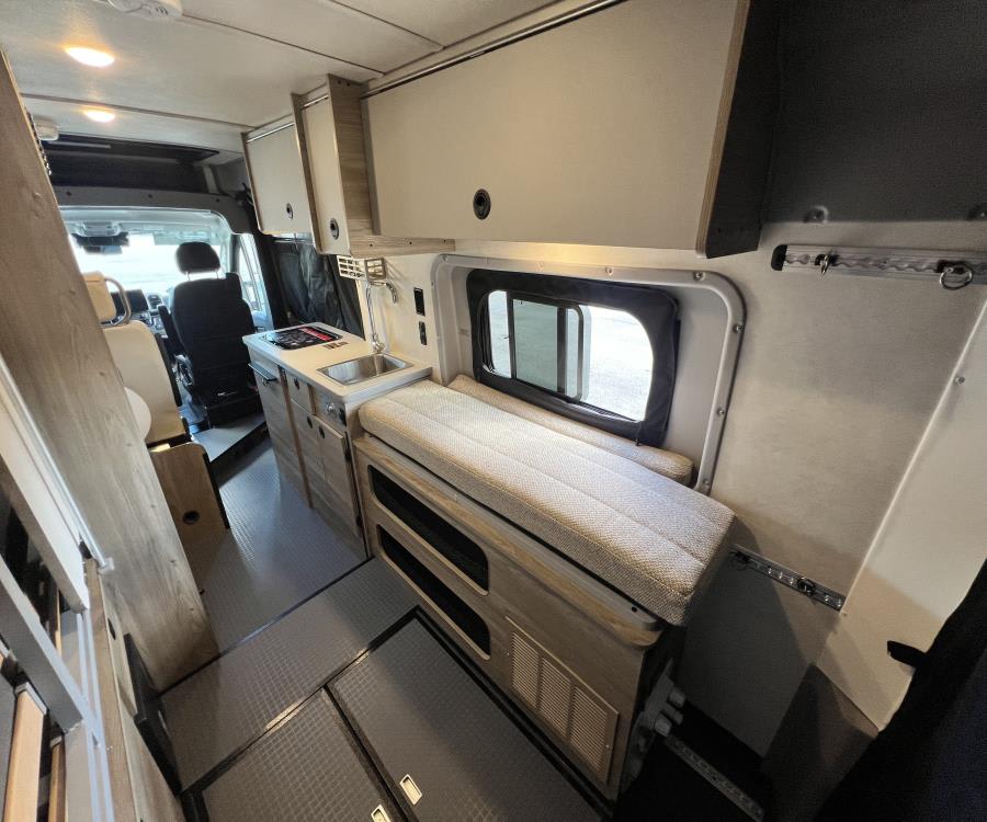 2026 Winnebago SOLIS — photo 17 view
