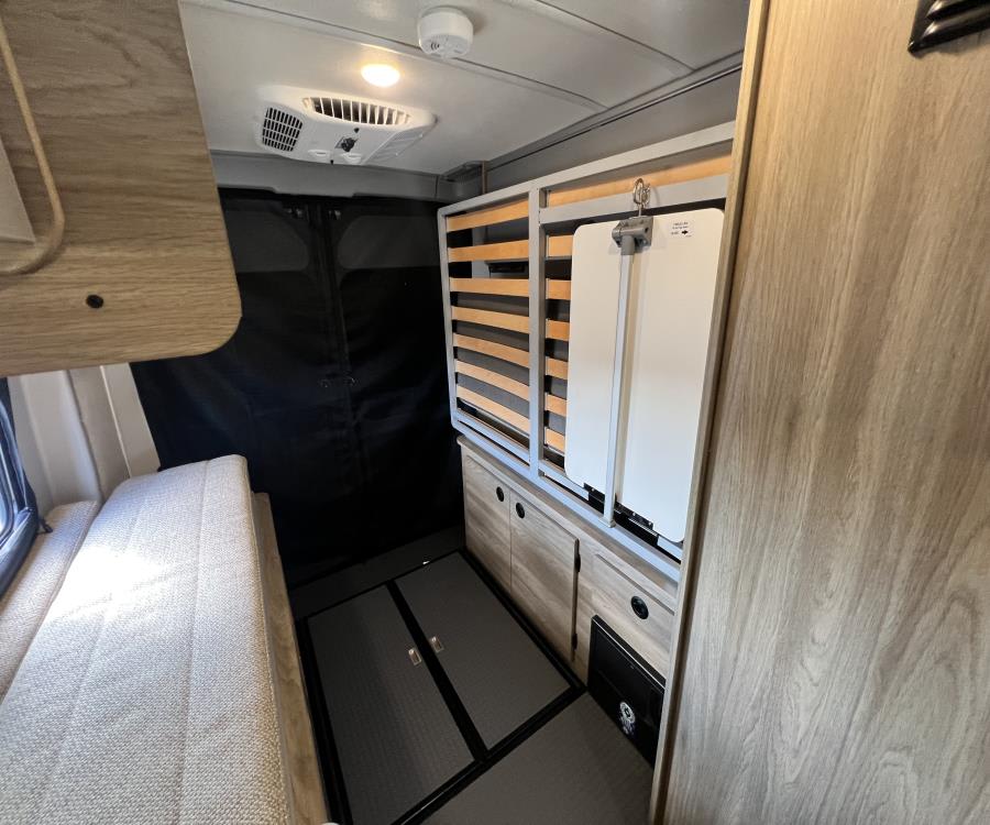 2026 Winnebago SOLIS — photo 22 view