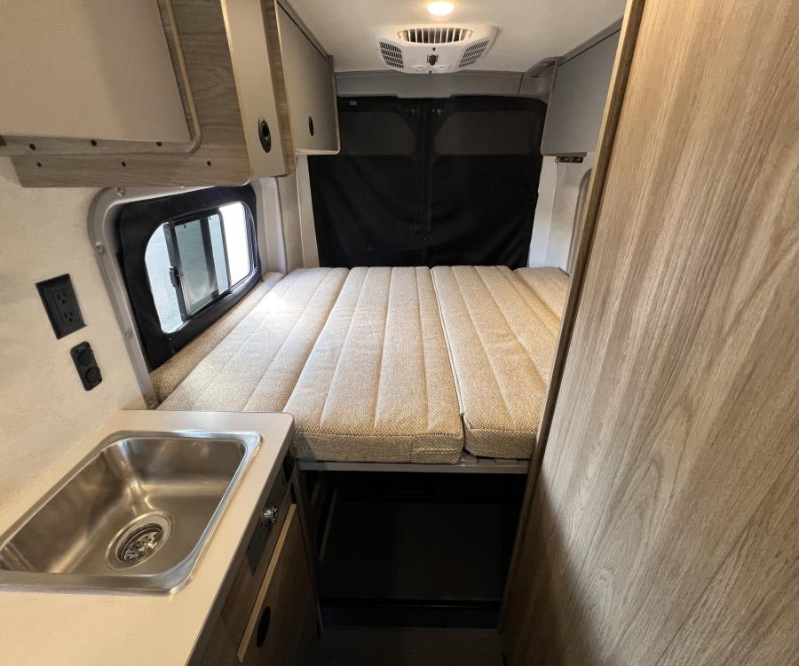 2026 Winnebago SOLIS — photo 25 view