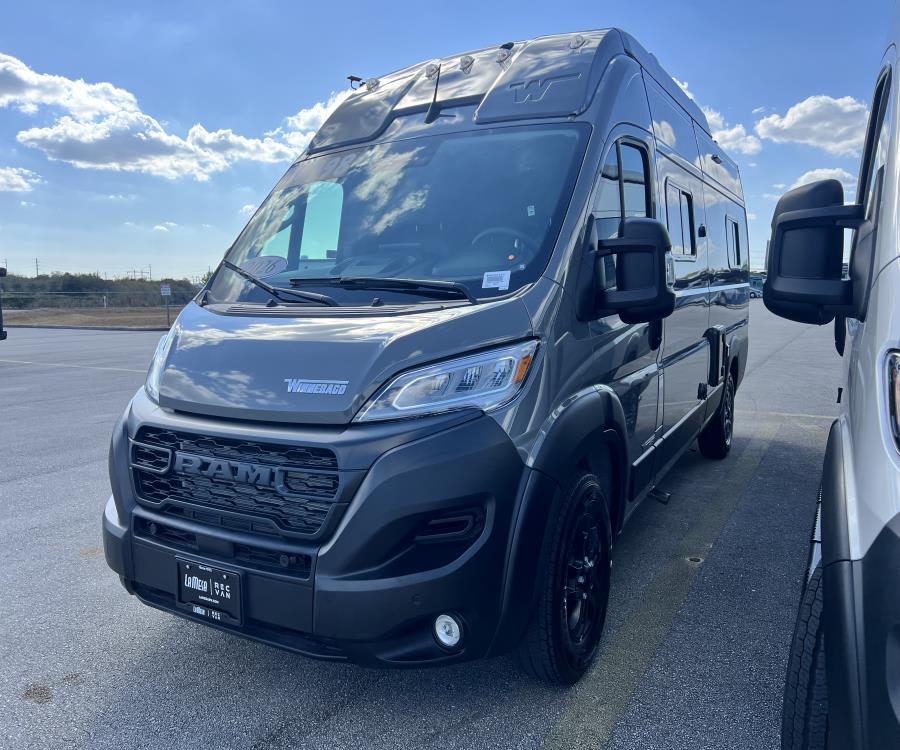2026 Winnebago SOLIS — photo 35 view