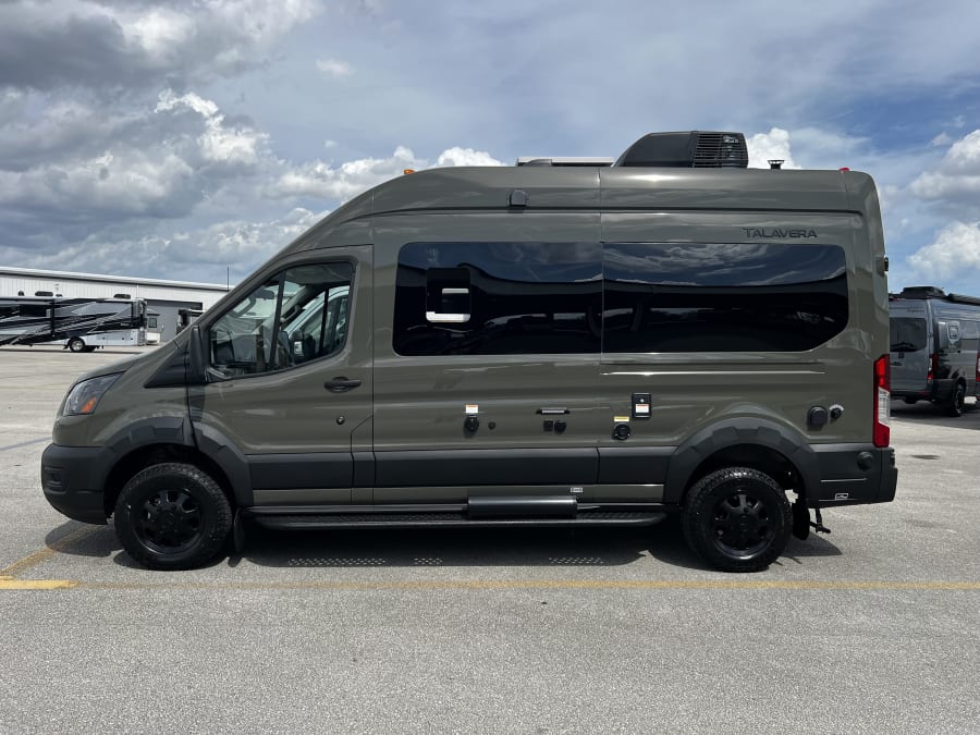 2026 Thor Motor Coach TALAVERA — photo 23 view