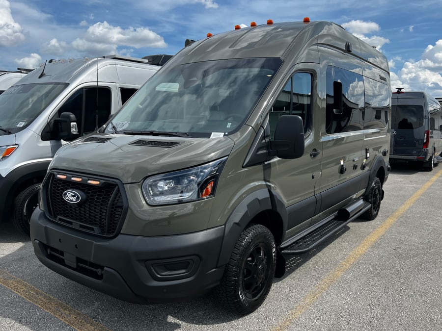 2026 Thor Motor Coach TALAVERA — photo 24 view