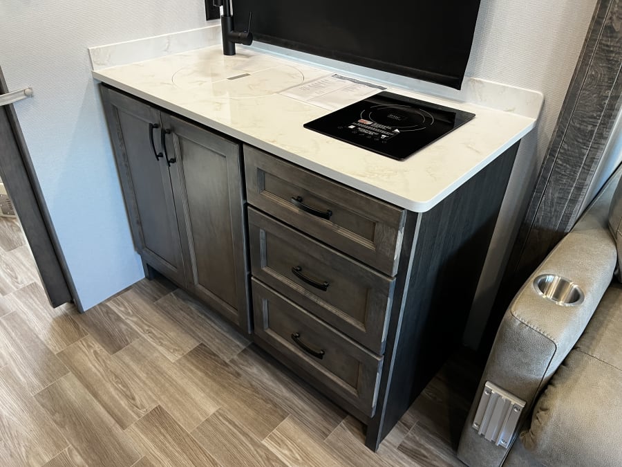 2026 Tiffin MIDAS — photo 9 view